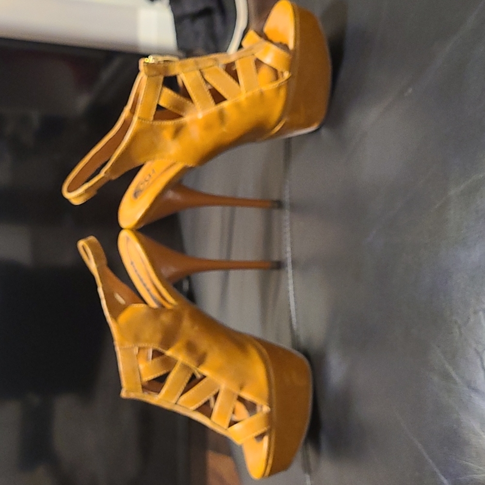 Brown platform stilleto heels